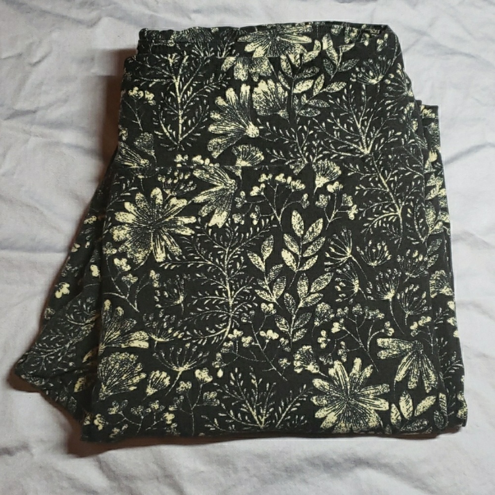 LulaRoe TC Leggings